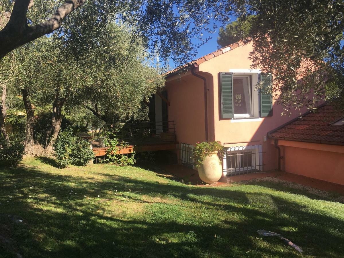 فيلا La Casa Di Fedra إمبيريا المظهر الخارجي الصورة